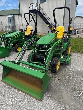 Image of John Deere 2025R equipment image 2