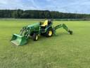 2022 John Deere 2025R Image