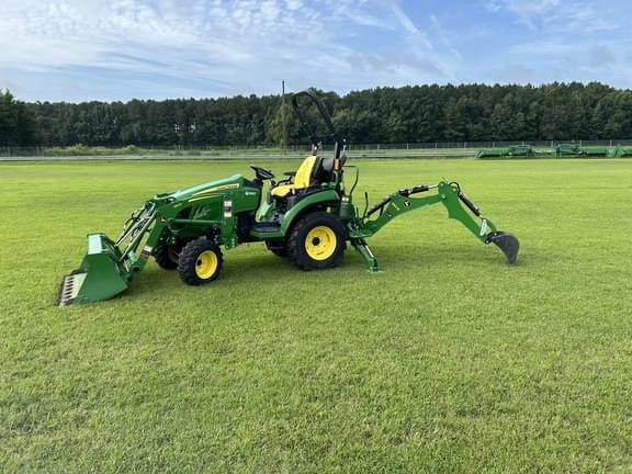Image of John Deere 2025R equipment image 4