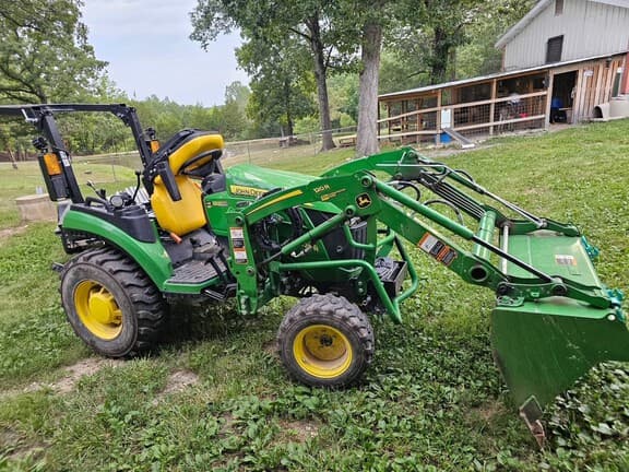 Image of John Deere 2025R Primary image