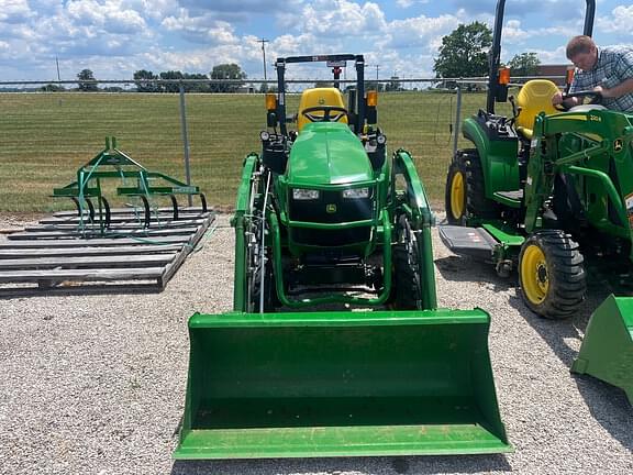 Image of John Deere 2025R equipment image 1