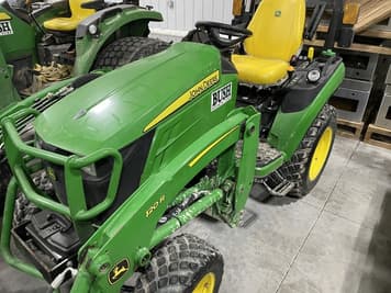 Main image John Deere 2025R