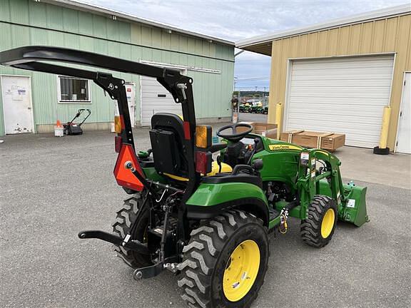 Image of John Deere 2025R equipment image 4