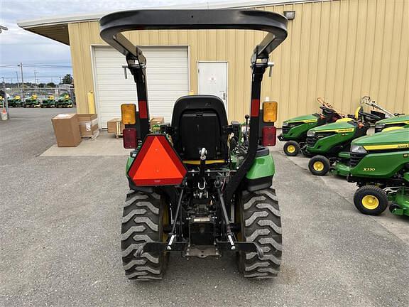 Image of John Deere 2025R equipment image 3