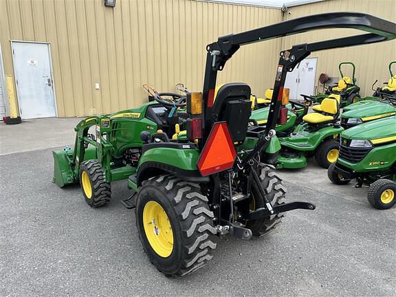 Image of John Deere 2025R equipment image 2