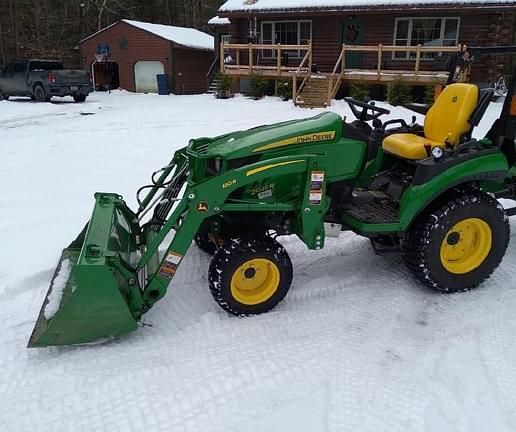 Image of John Deere 2025R equipment image 3