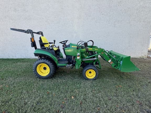 Image of John Deere 2025R equipment image 1