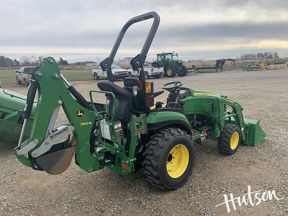 Image of John Deere 2025R equipment image 4