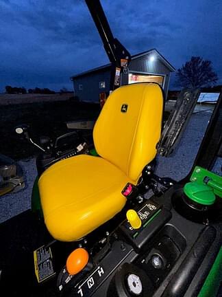 Image of John Deere 2025R equipment image 3