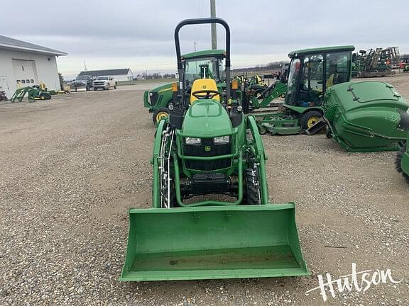 Image of John Deere 2025R equipment image 1