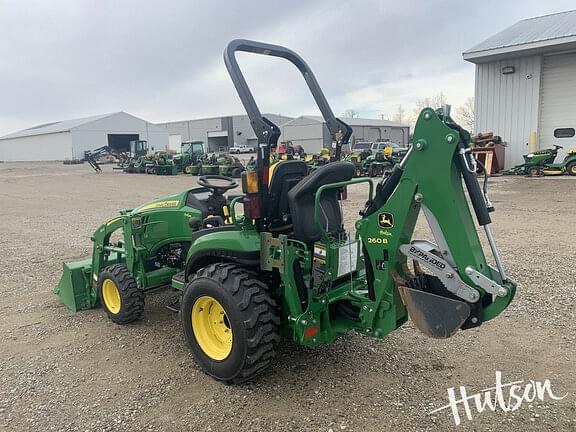 Image of John Deere 2025R equipment image 3