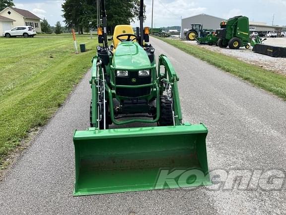 Image of John Deere 2025R equipment image 2