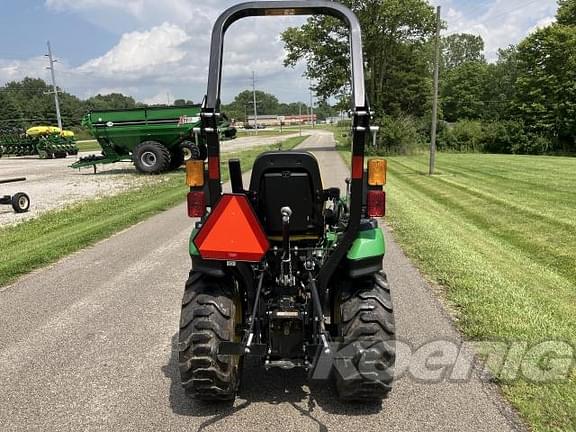 Image of John Deere 2025R equipment image 3