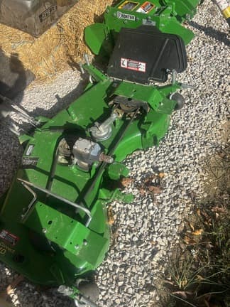 Image of John Deere 2025R equipment image 4