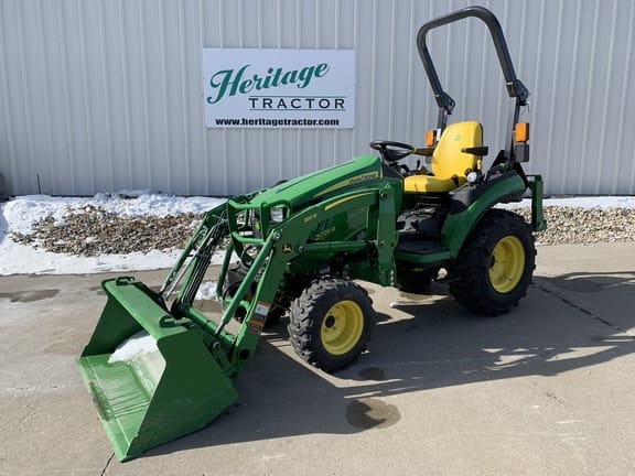 Main image John Deere 2025R