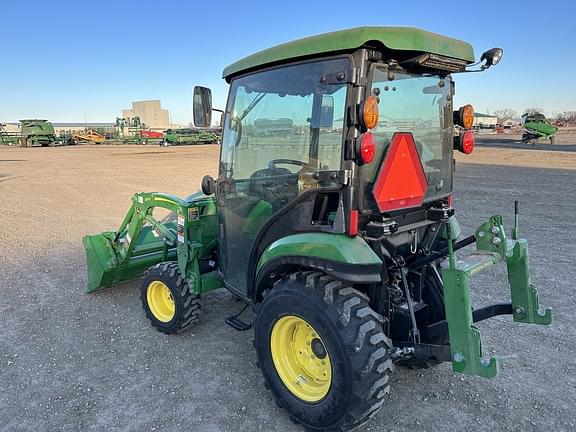 Image of John Deere 2025R equipment image 4