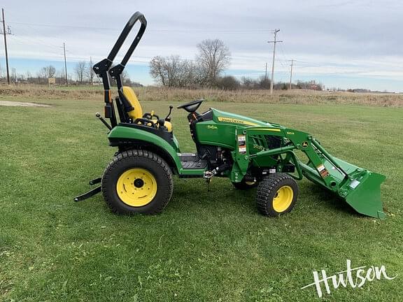 Image of John Deere 2025R equipment image 3