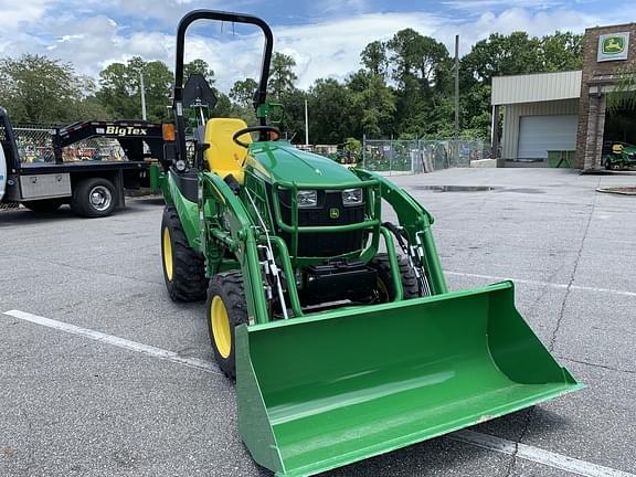 Image of John Deere 2025R equipment image 2