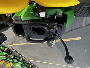 Main image John Deere 2025R 8