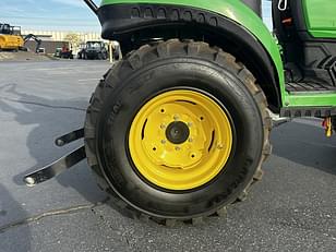 Main image John Deere 2025R 9