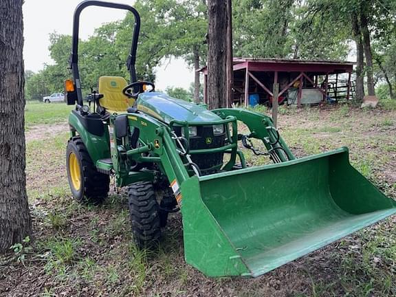 Image of John Deere 2025R equipment image 2