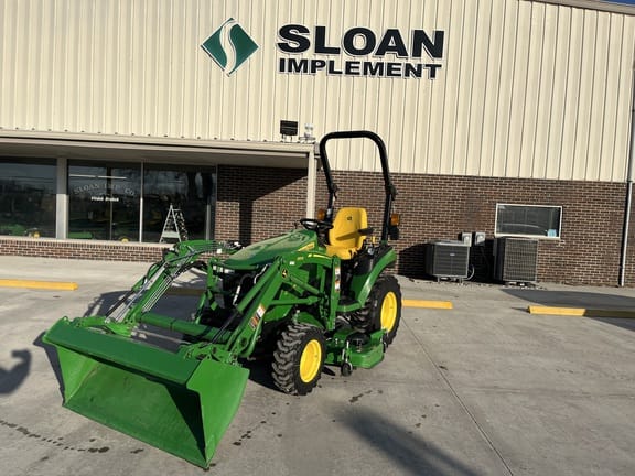 2022 John Deere 2025R Equipment Image0