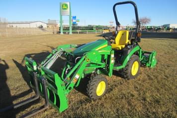 Main image John Deere 2025R