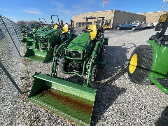 Image of John Deere 2025R equipment image 2