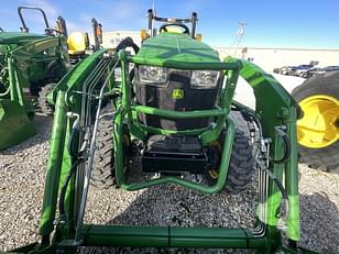 Main image John Deere 2025R 6