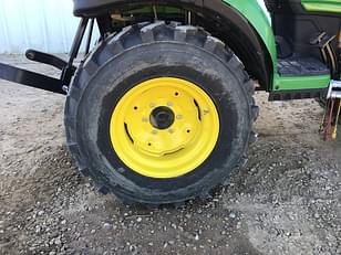 Main image John Deere 2025R 25