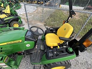 Main image John Deere 2025R 1