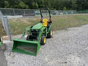 Main image John Deere 2025R 4