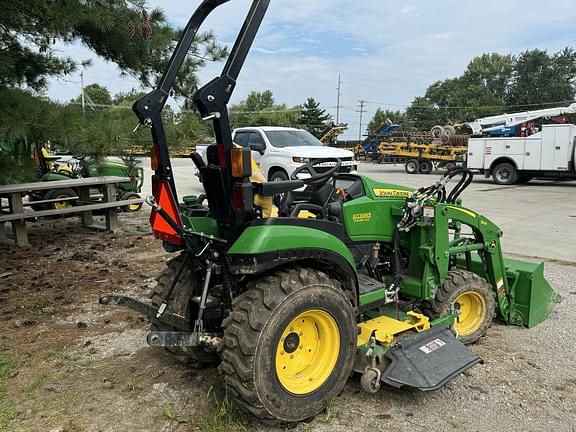 Image of John Deere 2025R equipment image 2