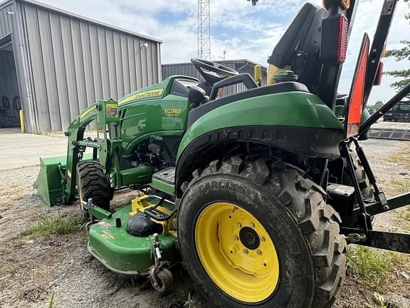 Image of John Deere 2025R equipment image 3