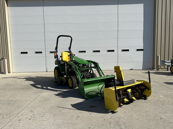 Image of John Deere 2025R equipment image 1