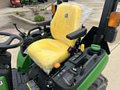 Thumbnail image John Deere 2025R 11