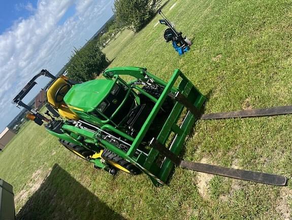 Image of John Deere 2025R equipment image 3