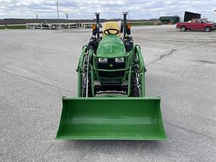 Main image John Deere 2025R 4