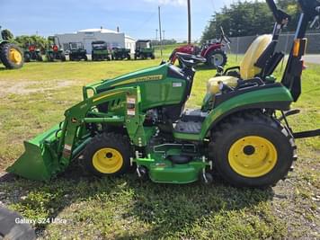Main image John Deere 2025R