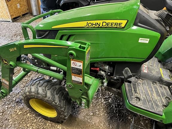 Image of John Deere 2025R equipment image 4