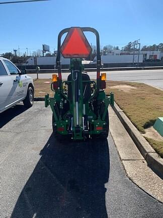 Image of John Deere 2025R equipment image 2