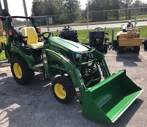 Image of John Deere 2025R equipment image 1