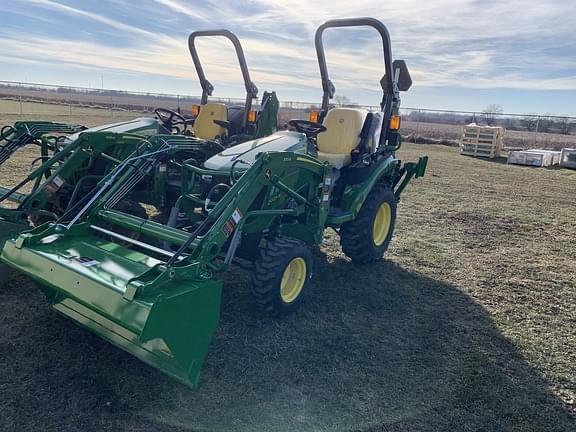 Image of John Deere 2025R equipment image 2