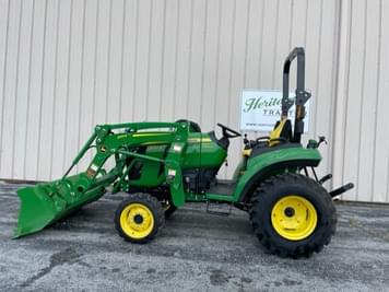Main image John Deere 2032R