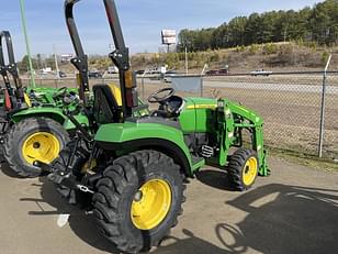 Main image John Deere 2032R 3