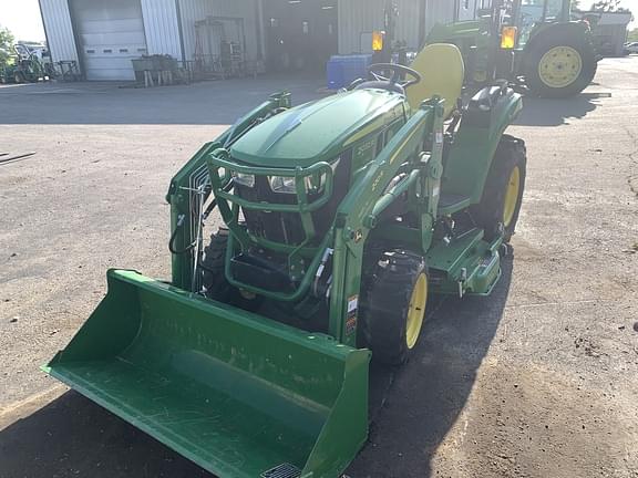 Image of John Deere 2032R Primary image