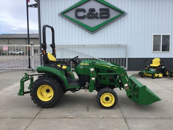 2022 John Deere 2032R Image