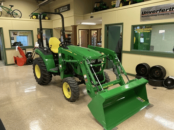 Main image John Deere 2032R