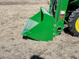 Main image John Deere 2032R 13