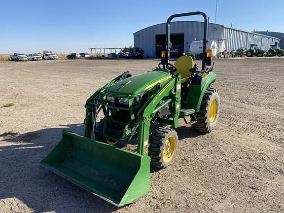 Image of John Deere 2032R Primary image